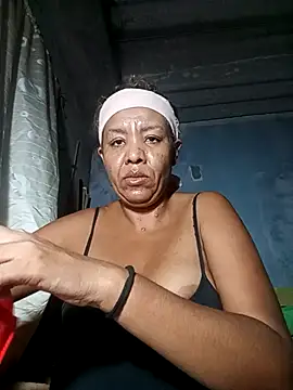 Snapshot of Surreyaa chatting on September 24, 1:09 am Surreyaa online show from September 24, 1:09 am