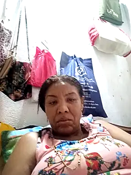 Snapshot of Surreyaa chatting on October 25, 3:14 am Surreyaa online show from October 25, 3:14 am