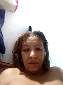 Snapshot of Surreyaa chatting on November 12, 9:10 am Surreyaa online show from November 12, 9:10 am