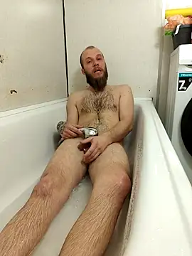 Snapshot of AbukLoko chatting on January 10, 6:20 pm AbukLoko online show from January 10, 6:20 pm