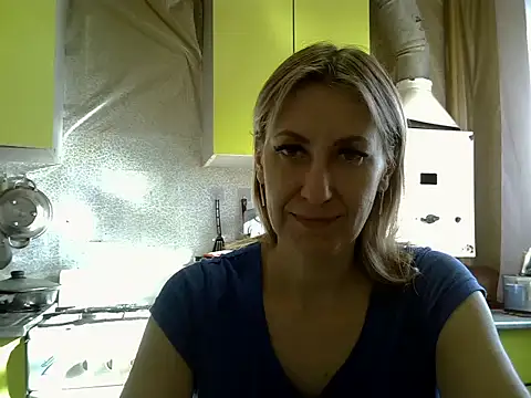Snapshot of AshleyXHoney chatting on September 30, 6:51 am AshleyXHoney online show from September 30, 6:51 am
