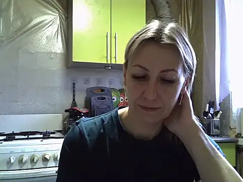 AshleyXHoney online show from October 24, 6:10 am