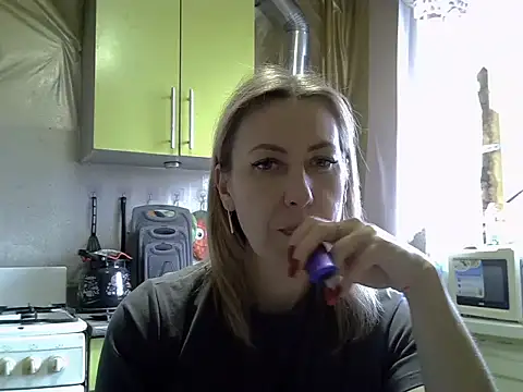 AshleyXHoney online show from December 15, 8:29 am