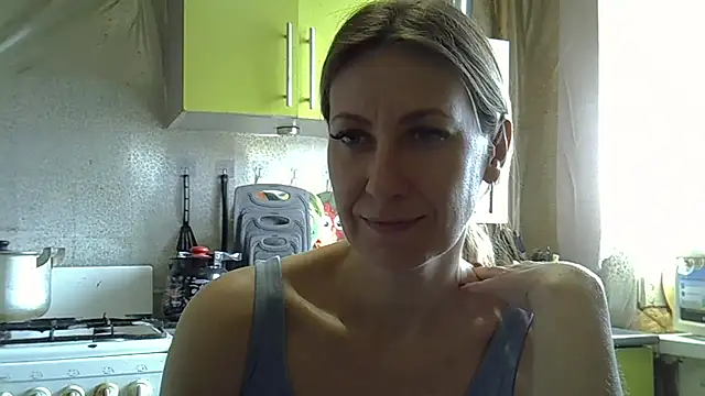 AshleyXHoney online show from March 19, 8:07 am