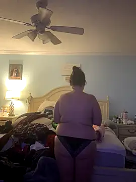 MilfyMrsRobinson online show from September 11, 12:22 am