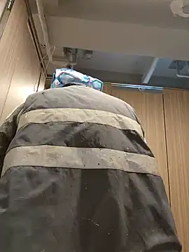 2tomka52052sex online show from December 27, 1:32 am