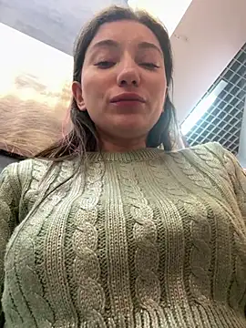 Snapshot of MooonReal chatting on March 18, 9:31 am MooonReal online show from March 18, 9:31 am