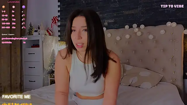 KimArts online show from December 3, 11:24 pm