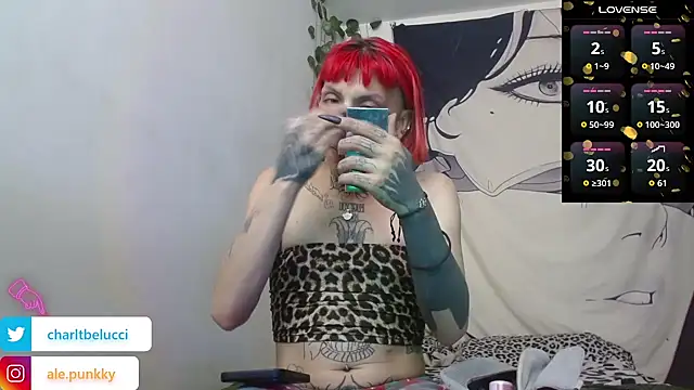 charlotbelucci  online show from May 23, 4:22 pm