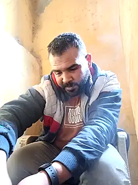 Snapshot of ListedLoin chatting on January 16, 12:42 pm ListedLoin online show from January 16, 12:42 pm