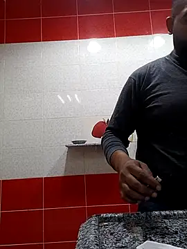 Snapshot of ListedLoin chatting on February 19, 10:12 am ListedLoin online show from February 19, 10:12 am