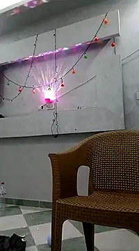 Snapshot of ListedLoin chatting on March 18, 10:15 pm ListedLoin online show from March 18, 10:15 pm