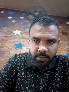 Snapshot of ListedLoin chatting on October 3, 7:27 am ListedLoin online show from October 3, 7:27 am