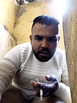 ListedLoin online show from April 2, 8:01 am