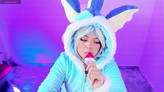 Ahri Elderwood online show from September 22, 5:09 am