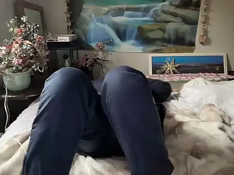 MelanieFawker online show from October 25, 3:07 pm