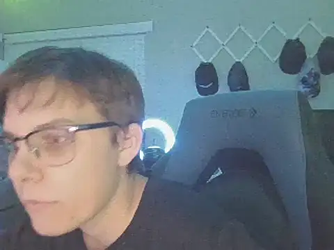 KaliSnow199623 online show from December 5, 1:36 am