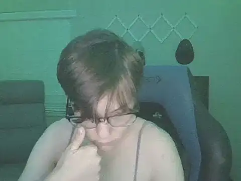 KaliSnow199623 online show from February 8, 5:29 am