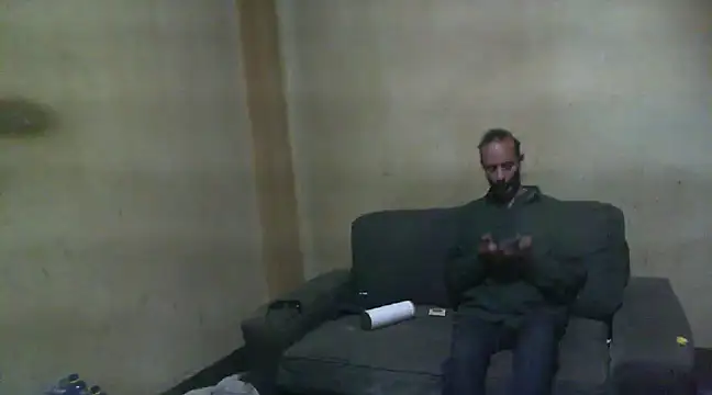 Snapshot of tomeliviathan chatting on February 11, 9:46 pm tomeliviathan online show from February 11, 9:46 pm