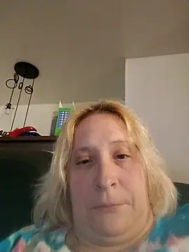 Snapshot of Icedcoffee2024 chatting on November 2, 1:19 am Icedcoffee2024 online show from November 2, 1:19 am