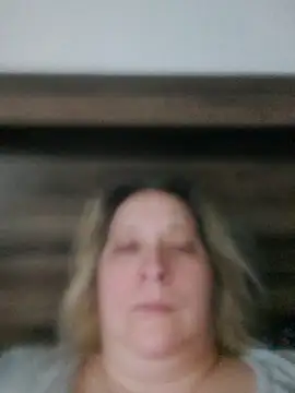 Snapshot of Icedcoffee2024 chatting on March 3, 2:34 pm Icedcoffee2024 online show from March 3, 2:34 pm