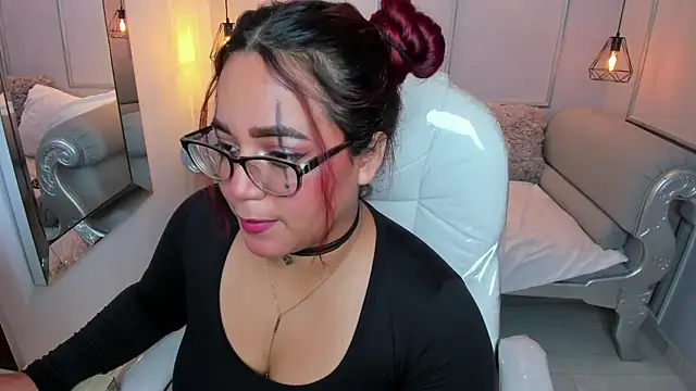 Snapshot of MelissaKarterrs chatting on October 28, 1:03 pm MelissaKarterrs online show from October 28, 1:03 pm