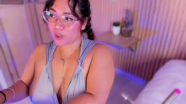 MelissaKarterrs online show from April 13, 12:32 pm