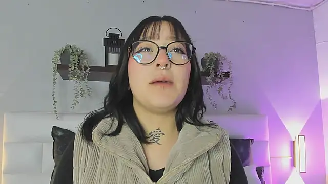 sofi bakerr online show from February 26, 11:31 am