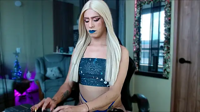 tevenwhiite online show from January 5, 5:27 pm