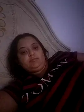 Snapshot of sarahhh1987 chatting on December 25, 8:50 pm sarahhh1987 online show from December 25, 8:50 pm