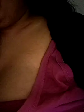 Snapshot of sarahhh1987 chatting on October 5, 4:49 pm sarahhh1987 online show from October 5, 4:49 pm