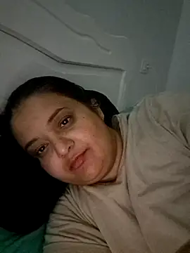 Snapshot of sarahhh1987 chatting on October 20, 6:19 pm sarahhh1987 online show from October 20, 6:19 pm