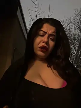 holyeroticss online show from February 16, 5:15 am