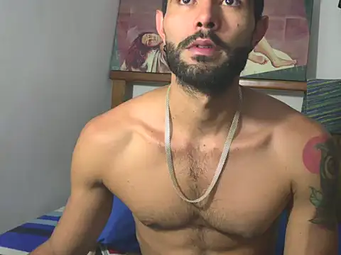 hideonbush051 online show from February 12, 3:40 pm