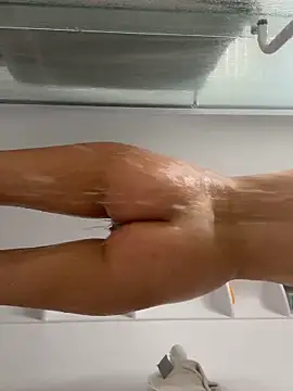 Snapshot of jungleangel chatting on January 8, 5:48 pm jungleangel online show from January 8, 5:48 pm