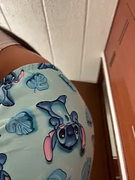 Salome golvert online show from December 4, 6:28 pm