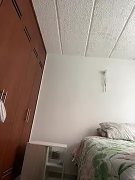 Salome golvert online show from December 18, 2:17 pm