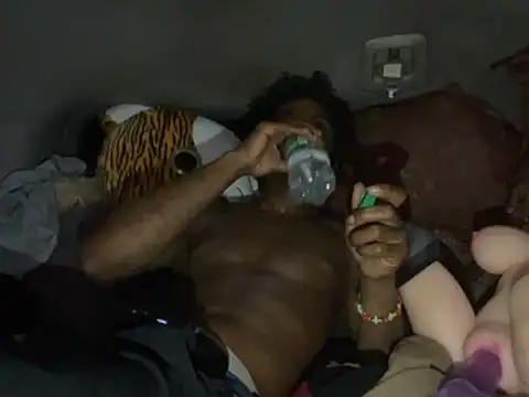 SlimeCrownzOut5 online show from November 14, 5:39 am