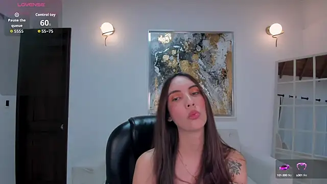 Snapshot of AnaisNin chatting on October 3, 3:58 am AnaisNin online show from October 3, 3:58 am