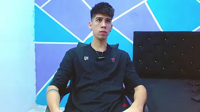 jhony-sex online show from December 4, 3:15 am