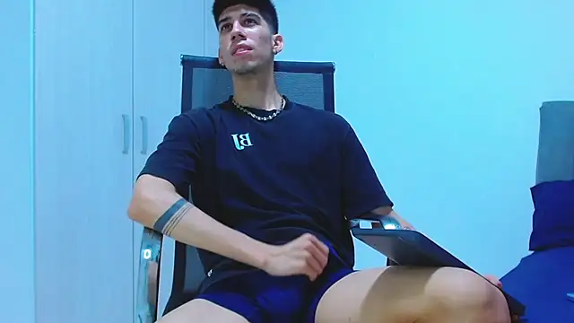 jhony-sex online show from October 31, 3:18 am