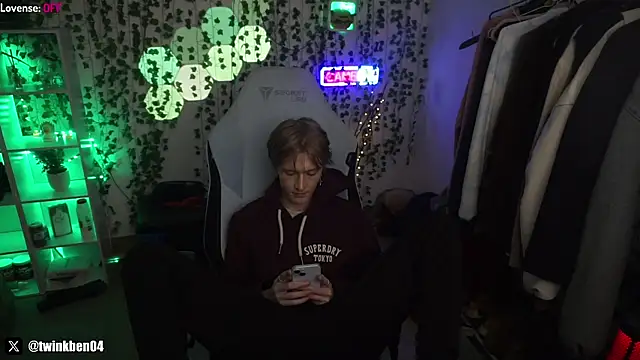 twinkben online show from March 1, 8:53 pm