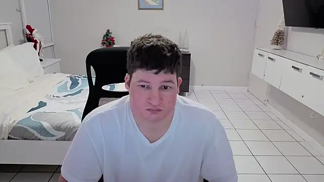 Lorenzo hernandez online show from January 8, 11:40 pm