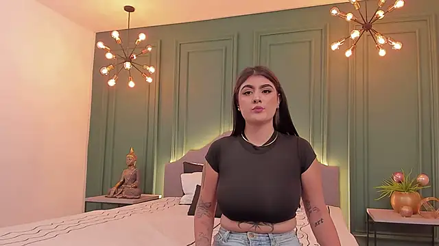 IrisBaker online show from December 23, 6:05 pm