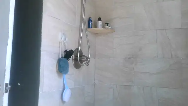 paytonkelly online show from April 7, 5:35 pm