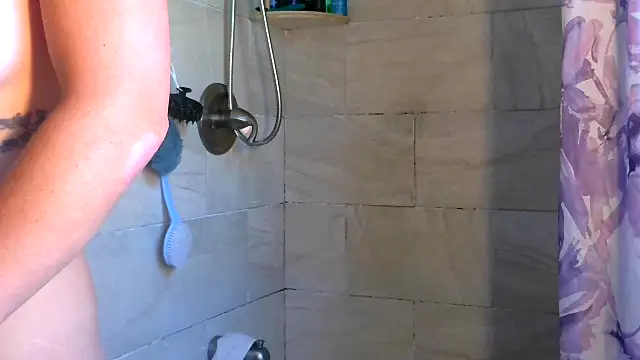 paytonkelly online show from June 13, 11:41 am