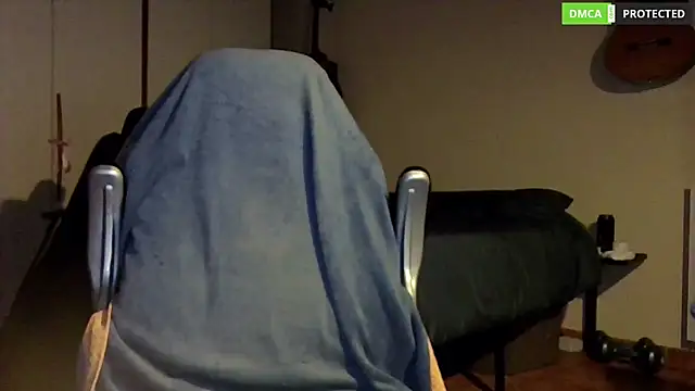 Snapshot of MultiOrgasmicLover chatting on December 8, 5:55 pm MultiOrgasmicLover online show from December 8, 5:55 pm