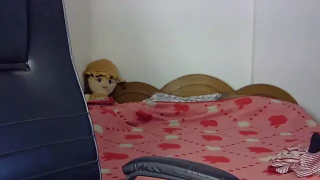 Snapshot of lola-__ chatting on November 21, 4:00 am lola- online show from November 21, 4:00 am