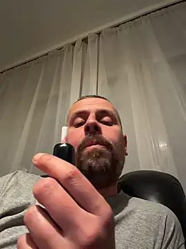 Huncutkuki online show from December 2, 4:35 pm