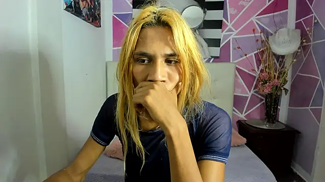 Brisahott online show from February 12, 2:21 pm